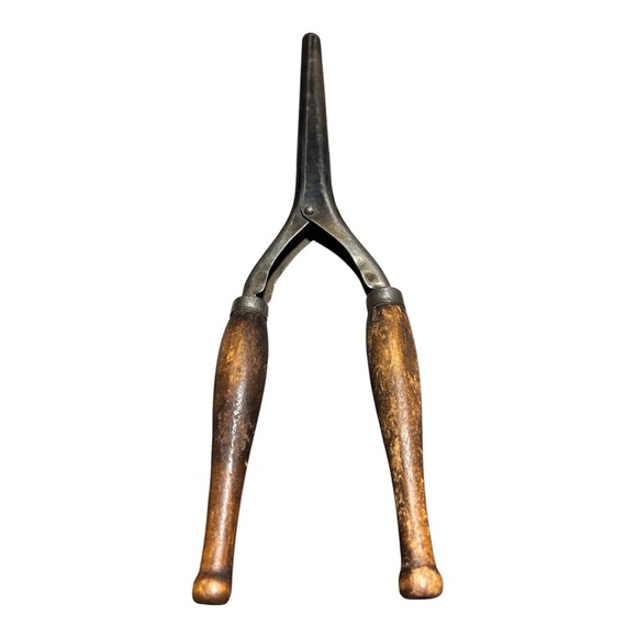 Spring Wooden Handles Non-Electric Hair Curler Antique - Picture 2 of 4